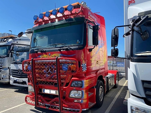 Mercedes-Benz 1846LS4X2 4759 2 of 6