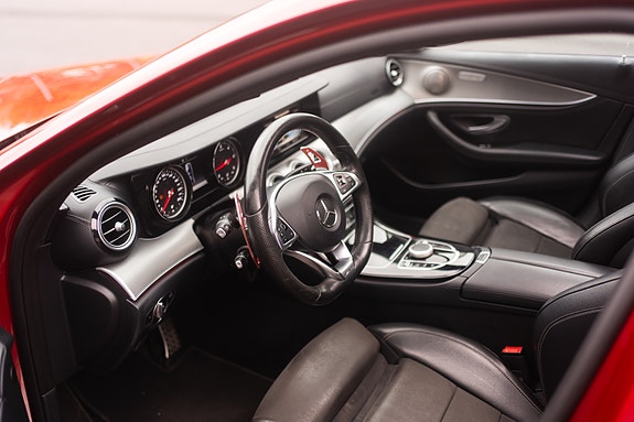 Mercedes-Benz E 220 d 14 of 15