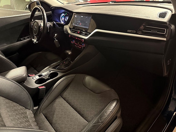 Kia Niro 8 of 24