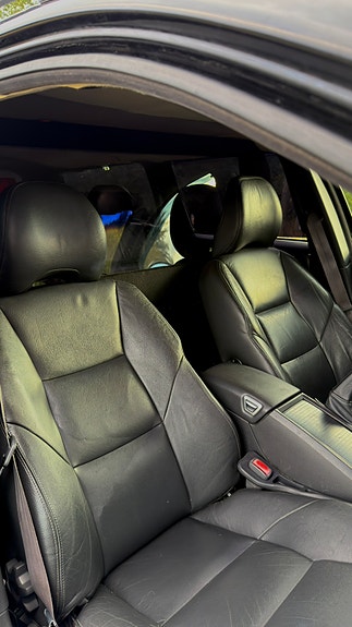 Volvo V70 8 of 11