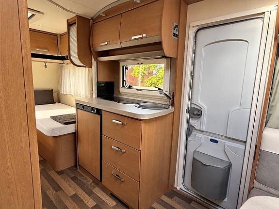 Knaus Sport 500 EU | Långbäddar | 1300kg 11 of 18