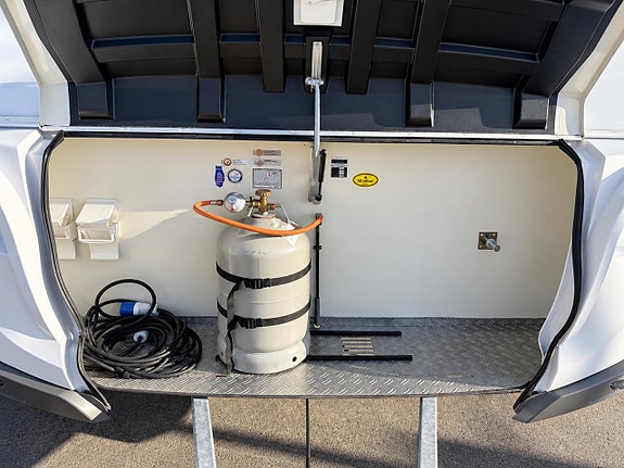 Knaus Sport 500 EU | Långbäddar | 1300kg 18 of 18