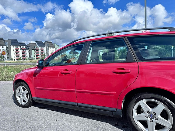 Volvo V50 5 of 22