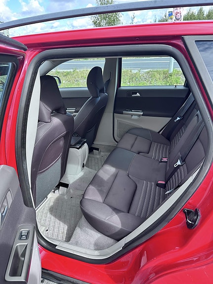 Volvo V50 15 of 22