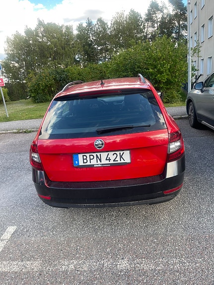 Skoda Octavia 3 of 5