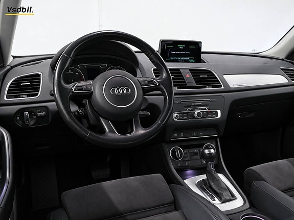 Audi Q3 15 of 30