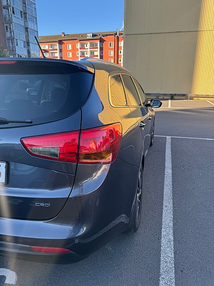 Kia Ceed 5 of 8