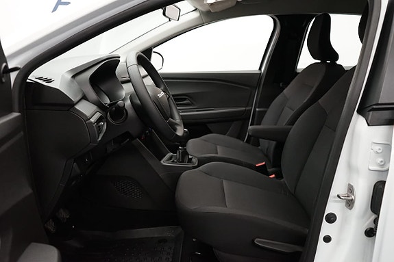Dacia Sandero 5 of 12