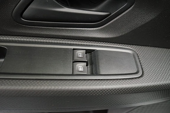 Dacia Sandero 9 of 12