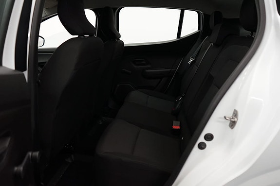 Dacia Sandero 7 of 12