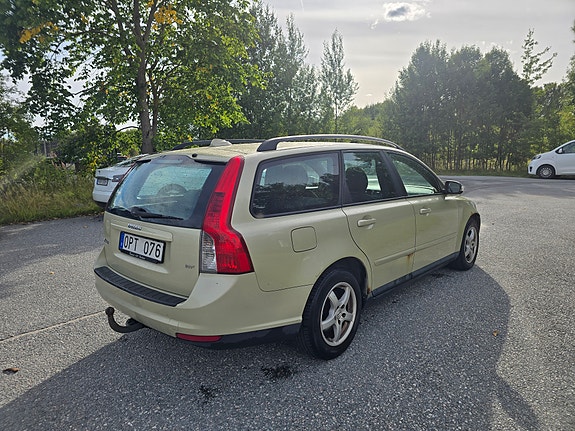 Volvo V50 4 of 10