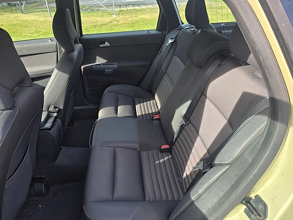 Volvo V50 7 of 10