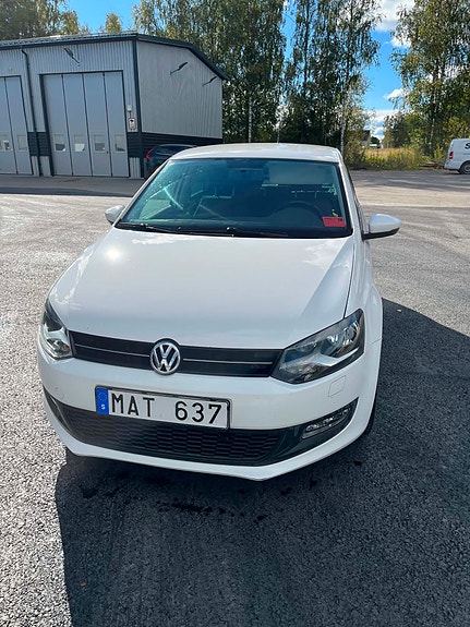 Volkswagen Polo 2 of 10