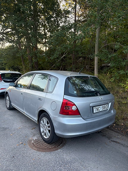 Honda Civic 4 of 4