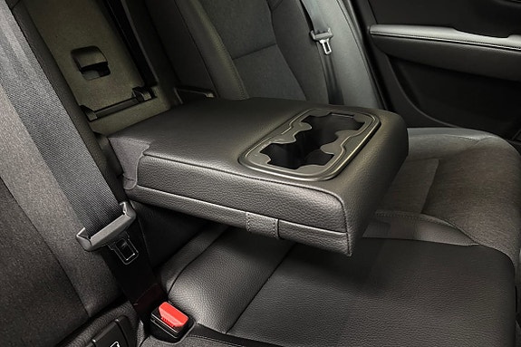 Volvo V90 18 of 23