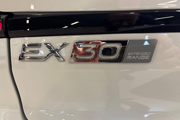 Volvo EX30 18 of 23