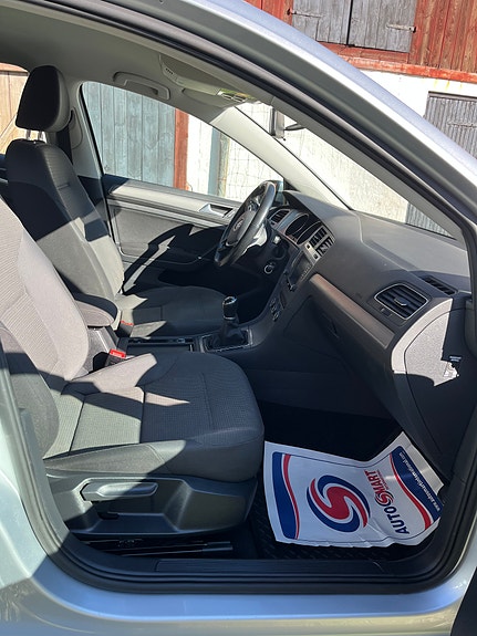 Volkswagen Golf VII 7 of 14