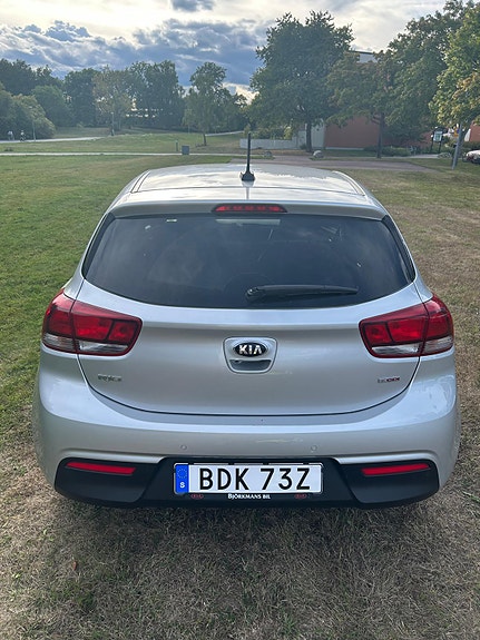 Kia Rio 4 of 11