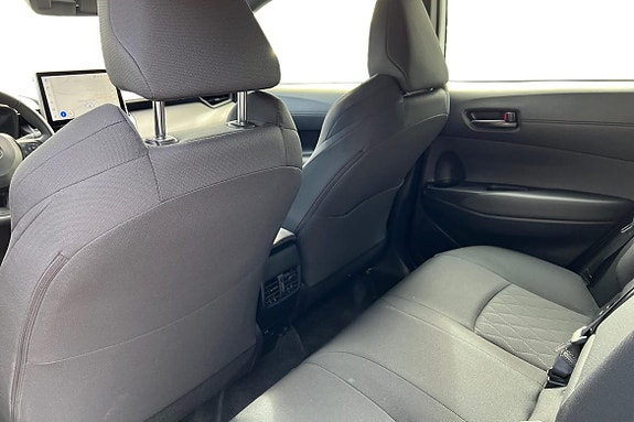 Toyota Corolla Cross 13 of 25