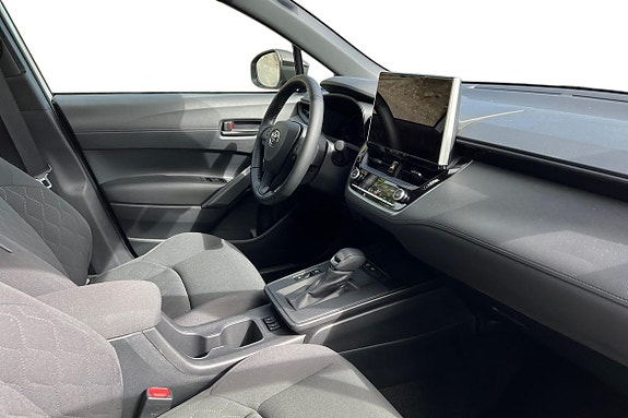Toyota Corolla Cross 7 of 25