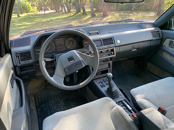 Mazda 626 8 of 14