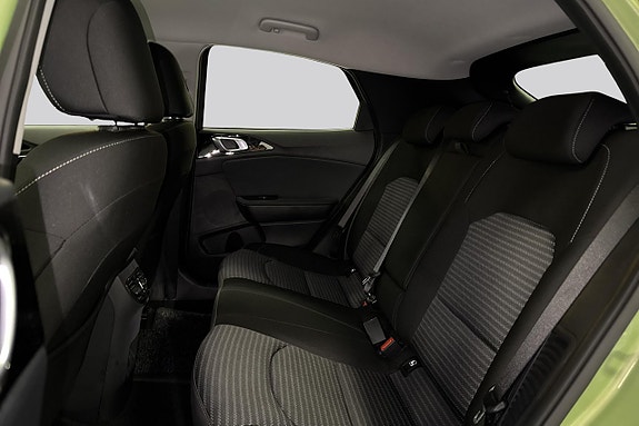 Kia XCeed 14 of 16