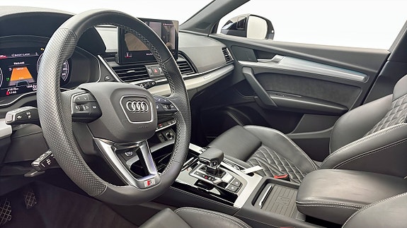 Audi Q5 7 of 12