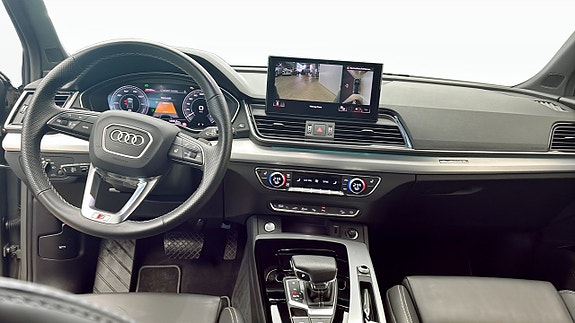 Audi Q5 10 of 12