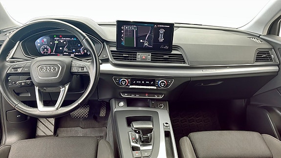 Audi Q5 10 of 12