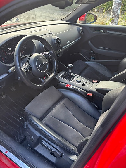 Audi A3 4 of 6