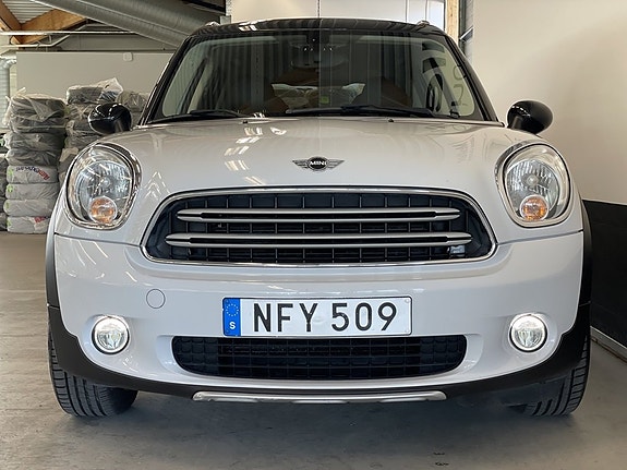 MINI Countryman C 2 of 20
