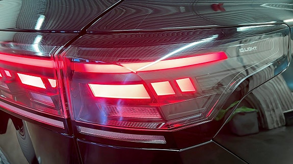 Volkswagen Tiguan 16 of 26