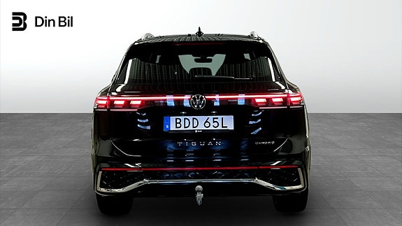 Volkswagen Tiguan 5 of 26
