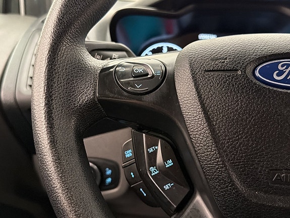 Ford Transit Connect 19 of 30