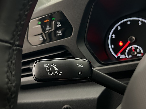 Volkswagen Caddy 15 of 30