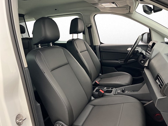 Volkswagen Caddy 25 of 30