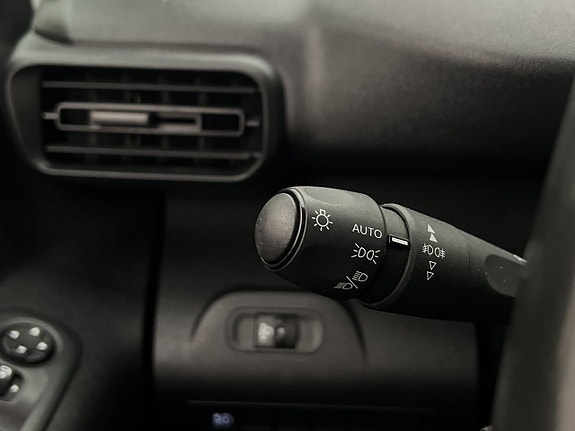 Peugeot e-Partner 18 of 30