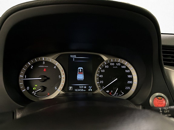Nissan Navara 19 of 30