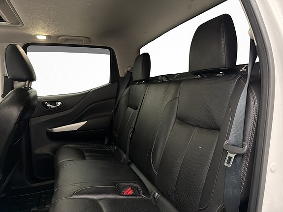 Nissan Navara 27 of 30