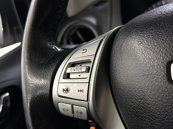 Nissan Navara 18 of 30