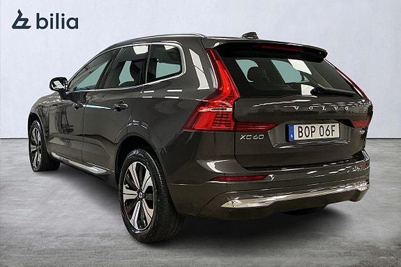 Volvo XC60 2 of 28