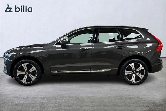 Volvo XC60 3 of 28