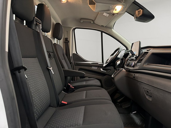 Ford Transit Custom 26 of 30