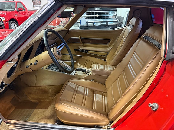 Chevrolet Corvette 20 of 26