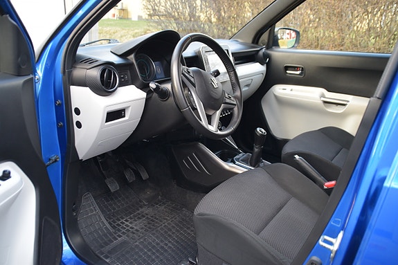 Suzuki Ignis 4 of 7