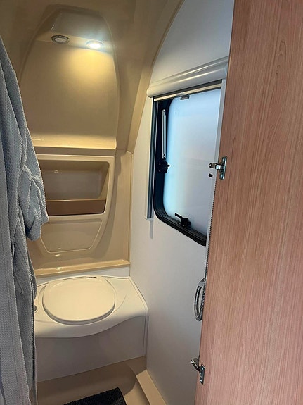 Adria Adora 563 TK 5 of 8