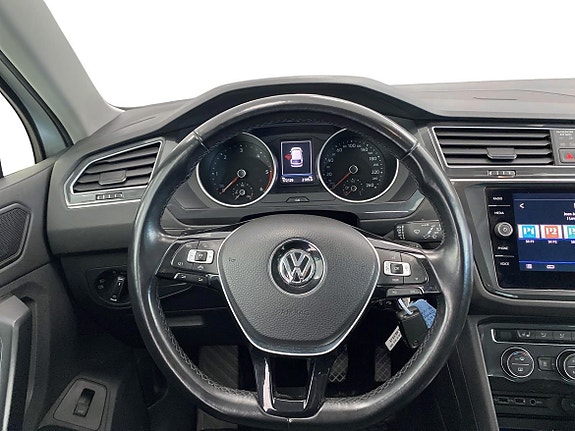 Volkswagen Tiguan 9 of 13