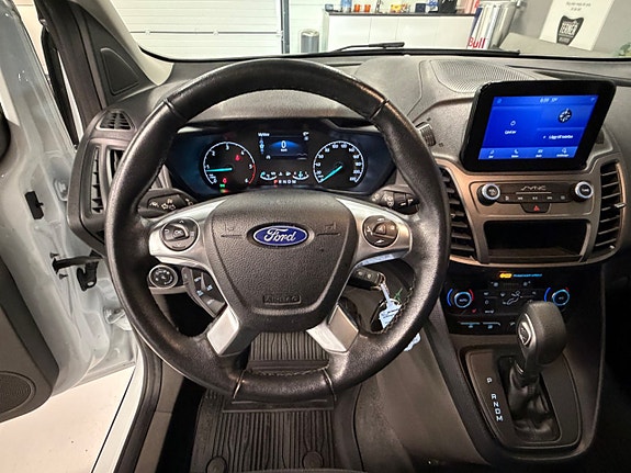 Ford Transit Connect 5 of 23