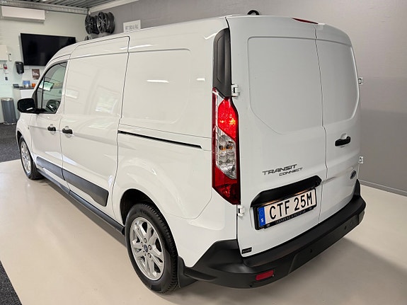 Ford Transit Connect 4 of 23