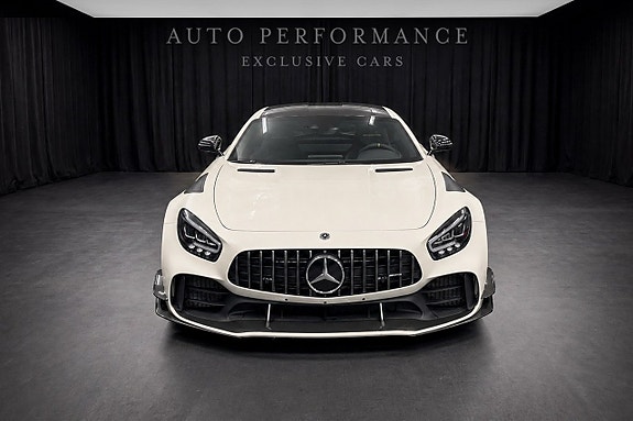 Mercedes-Benz AMG GT R 4 of 12